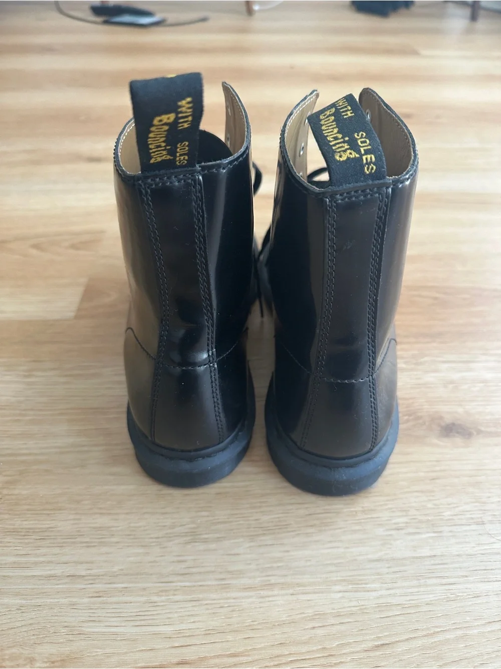 Dr. Martens Smooth Black Leather Men's Lace-Up Boots - Size 10